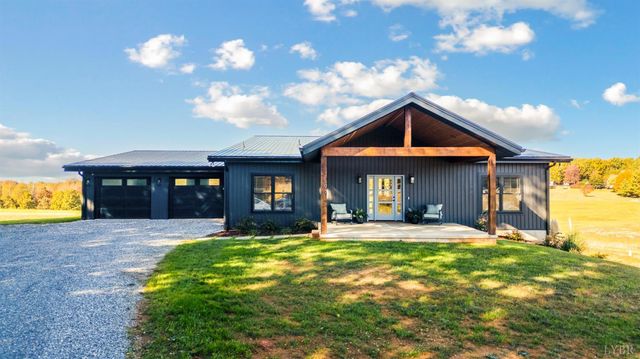 197 Cricket Lane, Rustburg, VA 24588