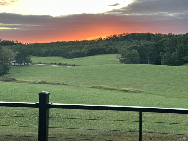 197 Cricket Lane, Rustburg, VA 24588