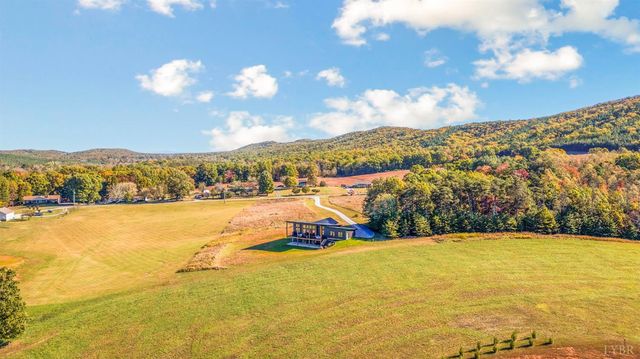 197 Cricket Lane, Rustburg, VA 24588