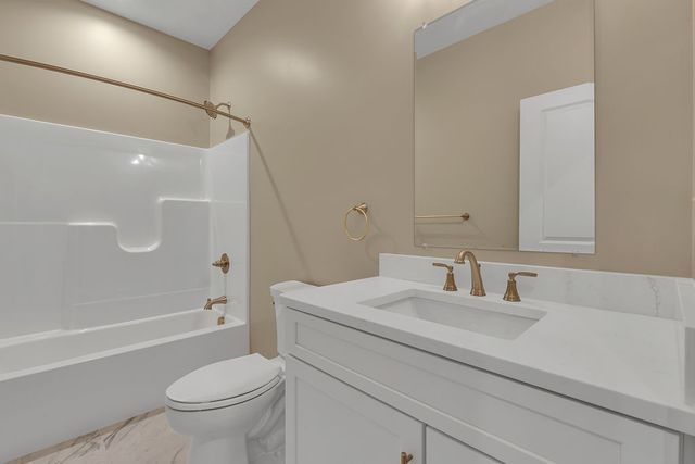 26 Pinehurst Place 26, Ohioville, PA 15009