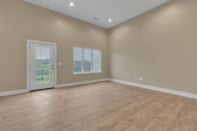 26 Pinehurst Place 26, Ohioville, PA 15009
