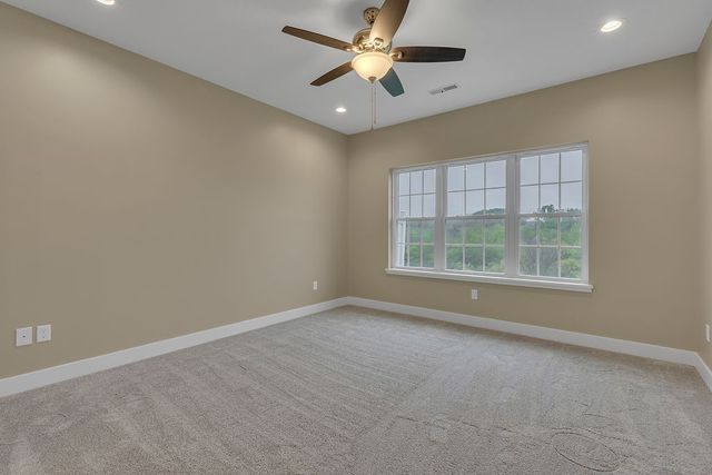 26 Pinehurst Place 26, Ohioville, PA 15009