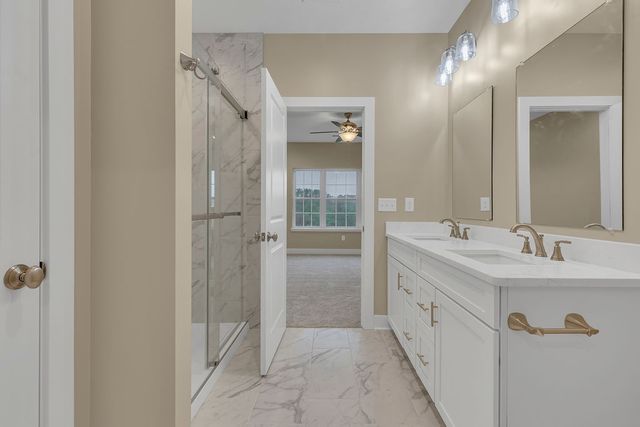 26 Pinehurst Place 26, Ohioville, PA 15009