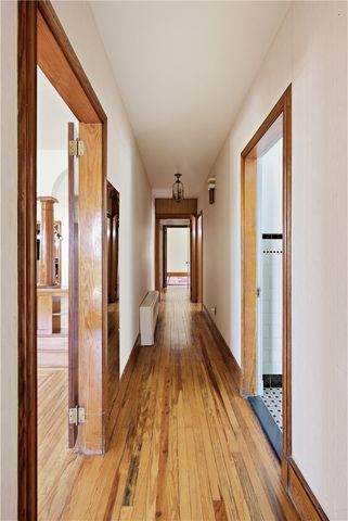 247 West Main Road, Middletown, RI 02842