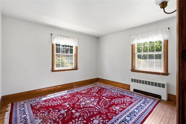 247 West Main Road, Middletown, RI 02842