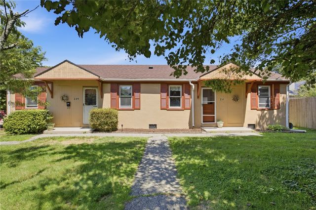 247 West Main Road, Middletown, RI 02842