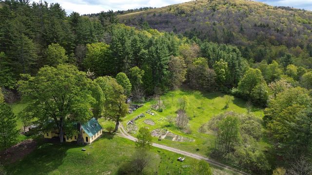 2416 Stage Road, Guilford, VT 05301