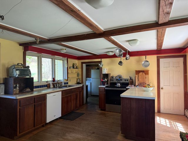 2416 Stage Road, Guilford, VT 05301