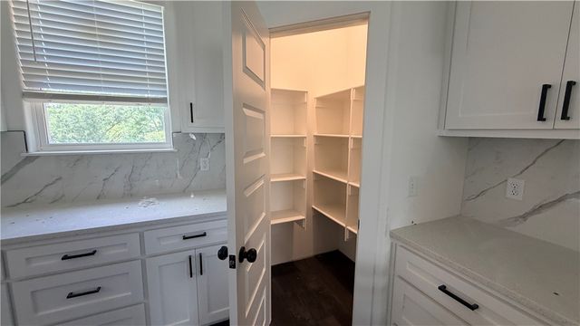 15 Skipton Drive, Bella Vista, AR 72714