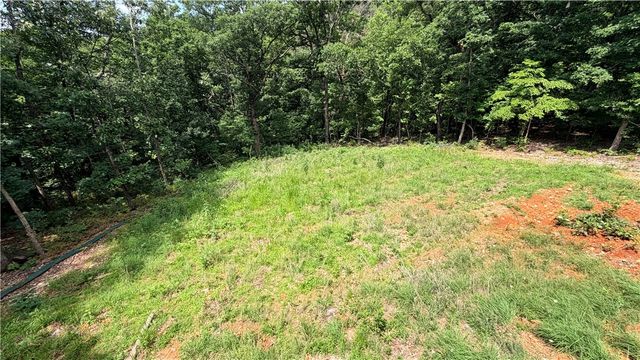 15 Skipton Drive, Bella Vista, AR 72714