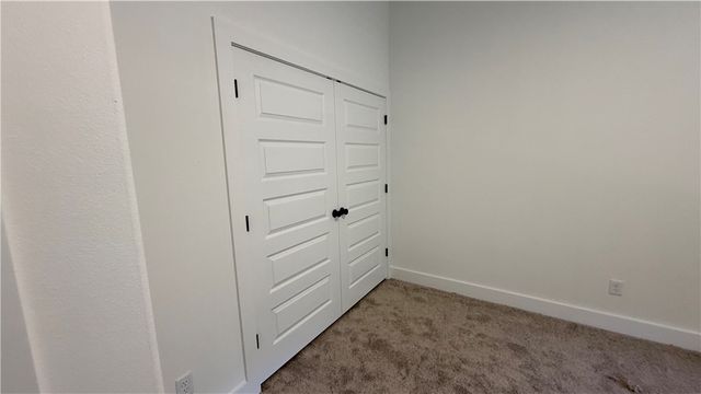 15 Skipton Drive, Bella Vista, AR 72714