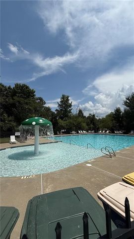 1934 Lake Heights Circle NW 17, Kennesaw, GA 30152