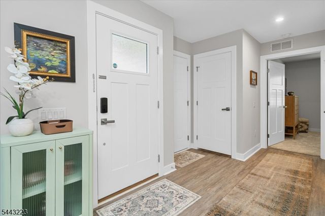 49 Coventry Rd, Hardyston Twp., NJ 07419