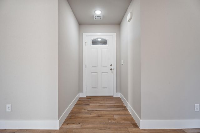 1002 Poplar Lane, Grove, OK 74344