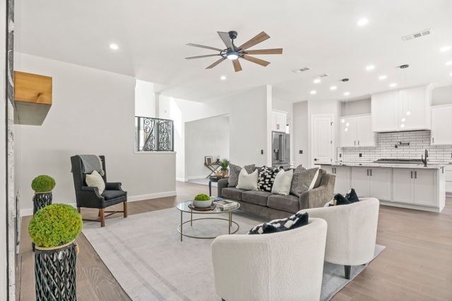 1013 County Road 4420, Mt Pleasant, TX 75455