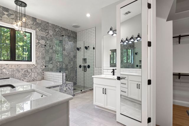 1013 County Road 4420, Mt Pleasant, TX 75455