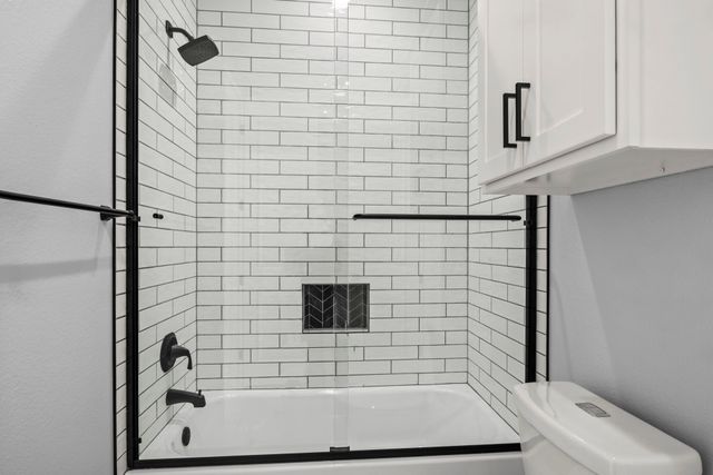 1013 County Road 4420, Mt Pleasant, TX 75455