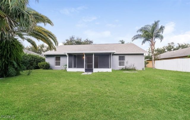 3919 SE 2nd PL, Cape Coral, FL 33904