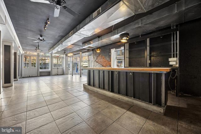 118 MARKET ST, Philadelphia, PA 19106