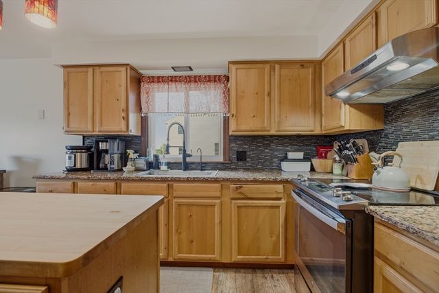 88 Jones Street, Fall River, MA 02720