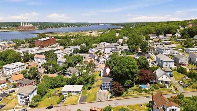 88 Jones Street, Fall River, MA 02720
