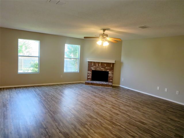 2348 White Oak Drive, Little Elm, TX 75068
