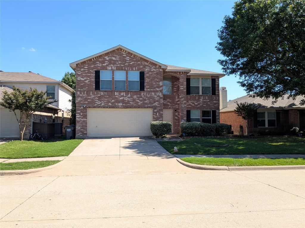 2348 White Oak Drive, Little Elm, TX 75068