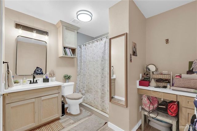 2716 Charlotte Drive, Pharr, TX 78577