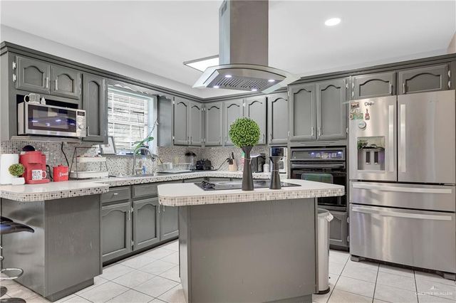 2716 Charlotte Drive, Pharr, TX 78577