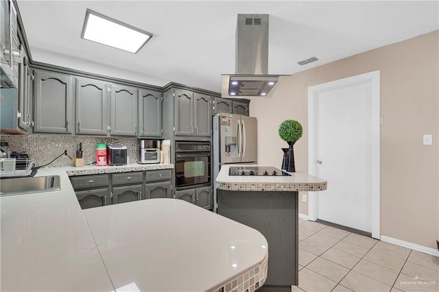 2716 Charlotte Drive, Pharr, TX 78577