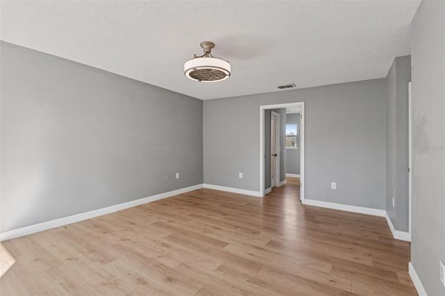 5410 TREIG LANE, Wesley Chapel, FL 33545