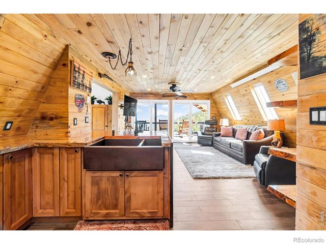 500 Bulwark Ridge Drive, Glen Haven, CO 80532
