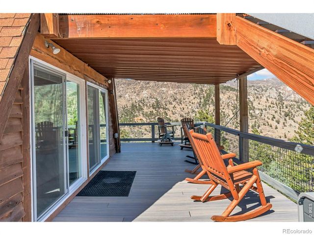 500 Bulwark Ridge Drive, Glen Haven, CO 80532