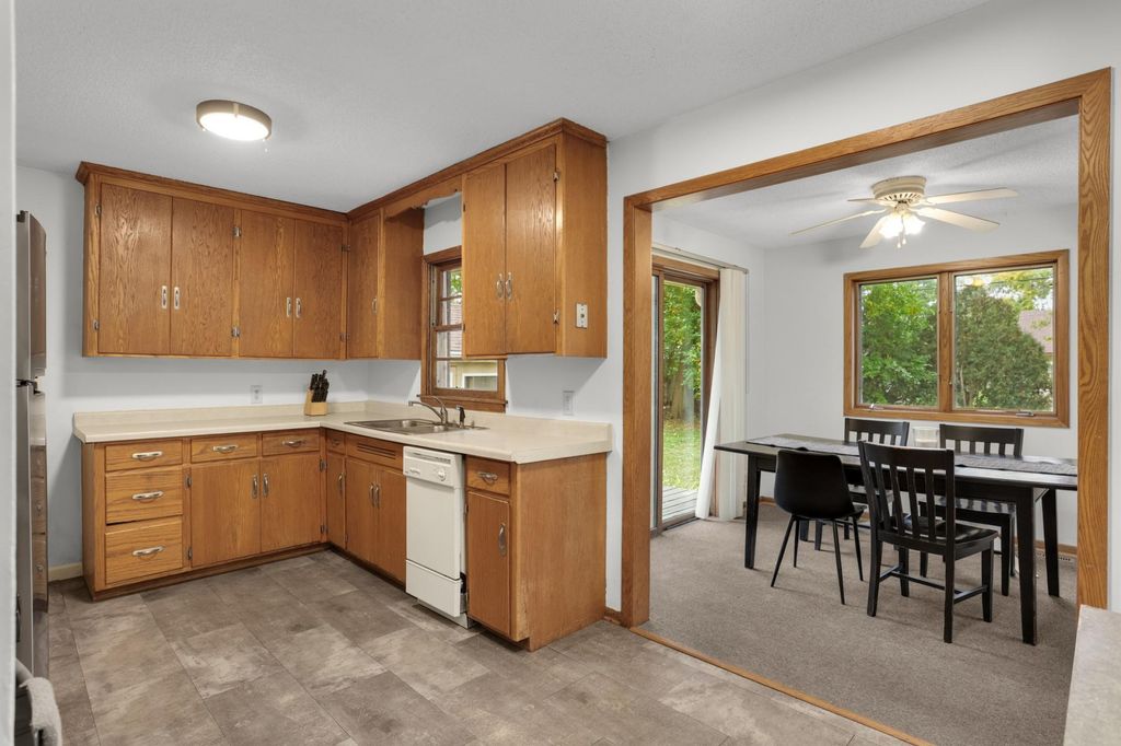 8300 Blaisdell Avenue S, Bloomington, MN 55420 — photo 5