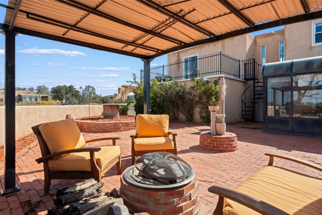 20 Avenida del Monte Alto, Santa Fe, NM 87508