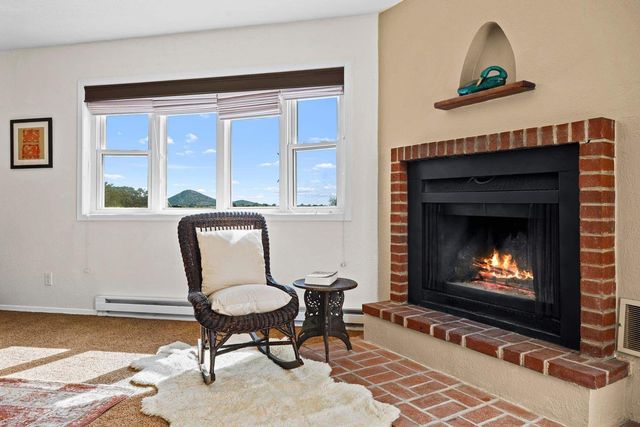 20 Avenida del Monte Alto, Santa Fe, NM 87508