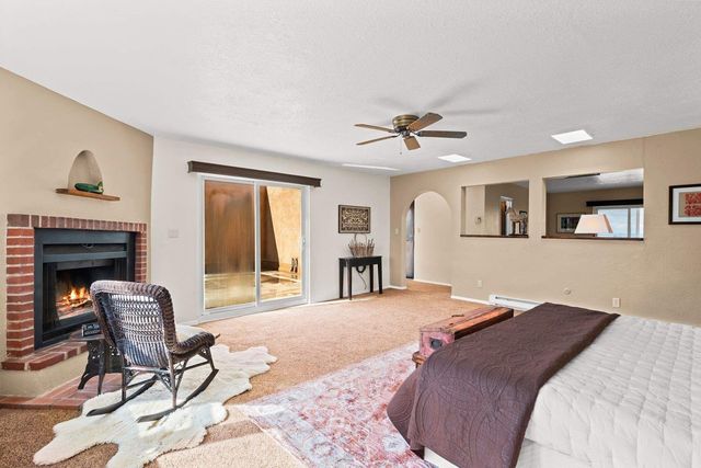 20 Avenida del Monte Alto, Santa Fe, NM 87508