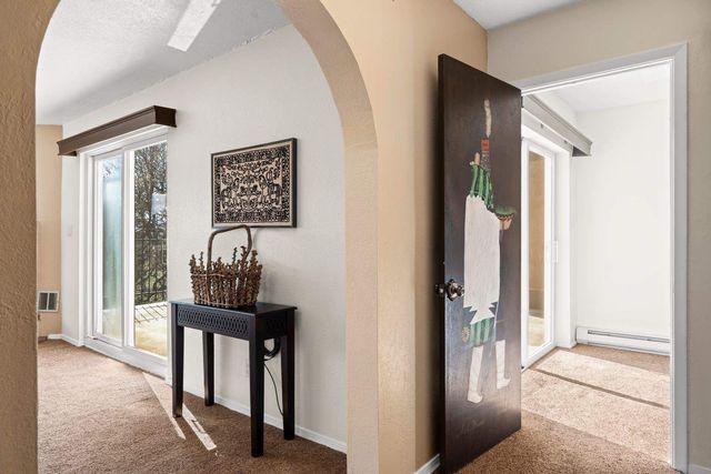 20 Avenida del Monte Alto, Santa Fe, NM 87508