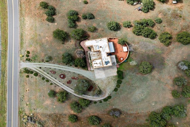 20 Avenida del Monte Alto, Santa Fe, NM 87508