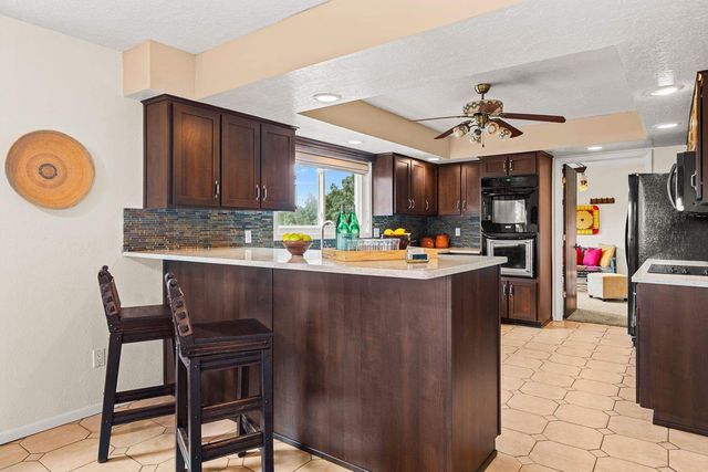 20 Avenida del Monte Alto, Santa Fe, NM 87508