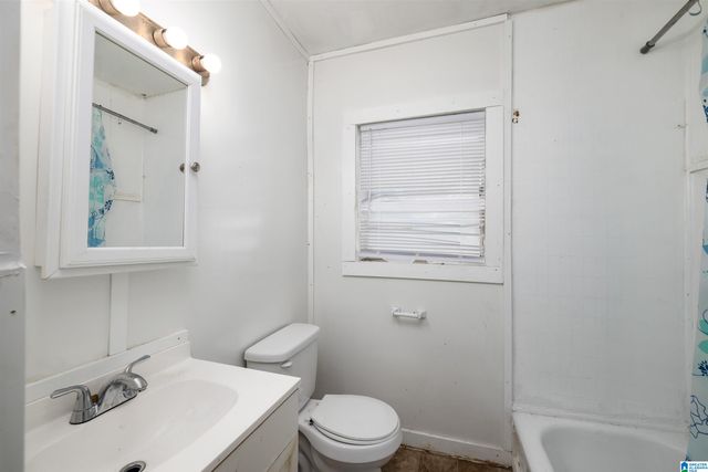 1924 PRINCETON COURT SW, Birmingham, AL 35211