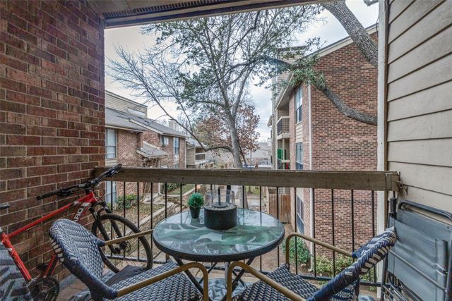 5750 Phoenix Drive 46D, Dallas, TX 75231