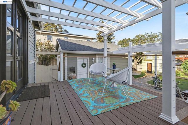 19554 19554 Alana Rd, Castro Valley, CA 94546