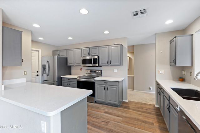 17103 E GRANDE Boulevard 15, Fountain Hills, AZ 85268