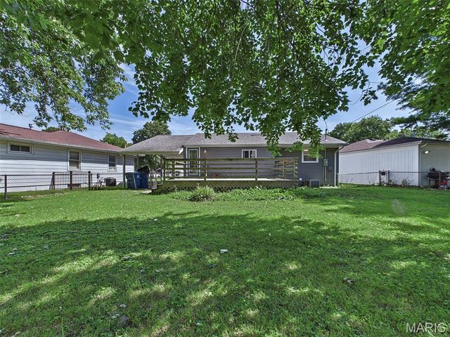 2729 Sunset Drive, Granite City, IL 62040