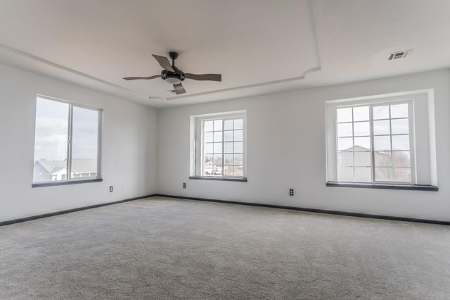 2301 S Stoneybrook St, Wichita, KS 67207