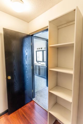 2301 S Stoneybrook St, Wichita, KS 67207