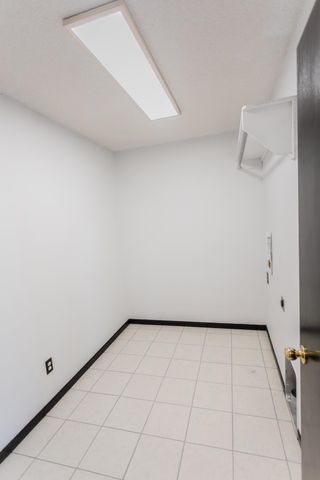 2301 S Stoneybrook St, Wichita, KS 67207