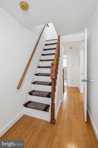 930 LEAGUE ST, Philadelphia, PA 19147