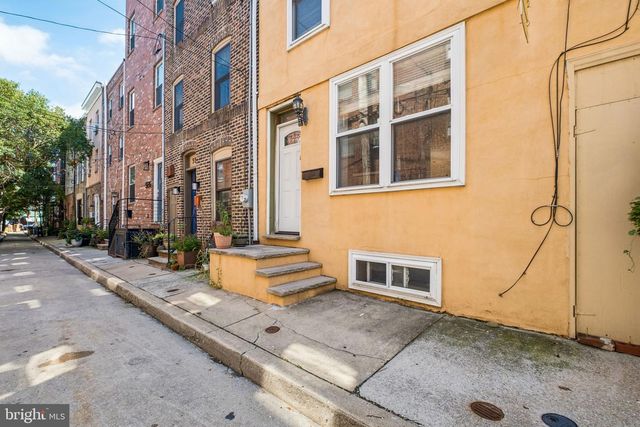 930 LEAGUE ST, Philadelphia, PA 19147